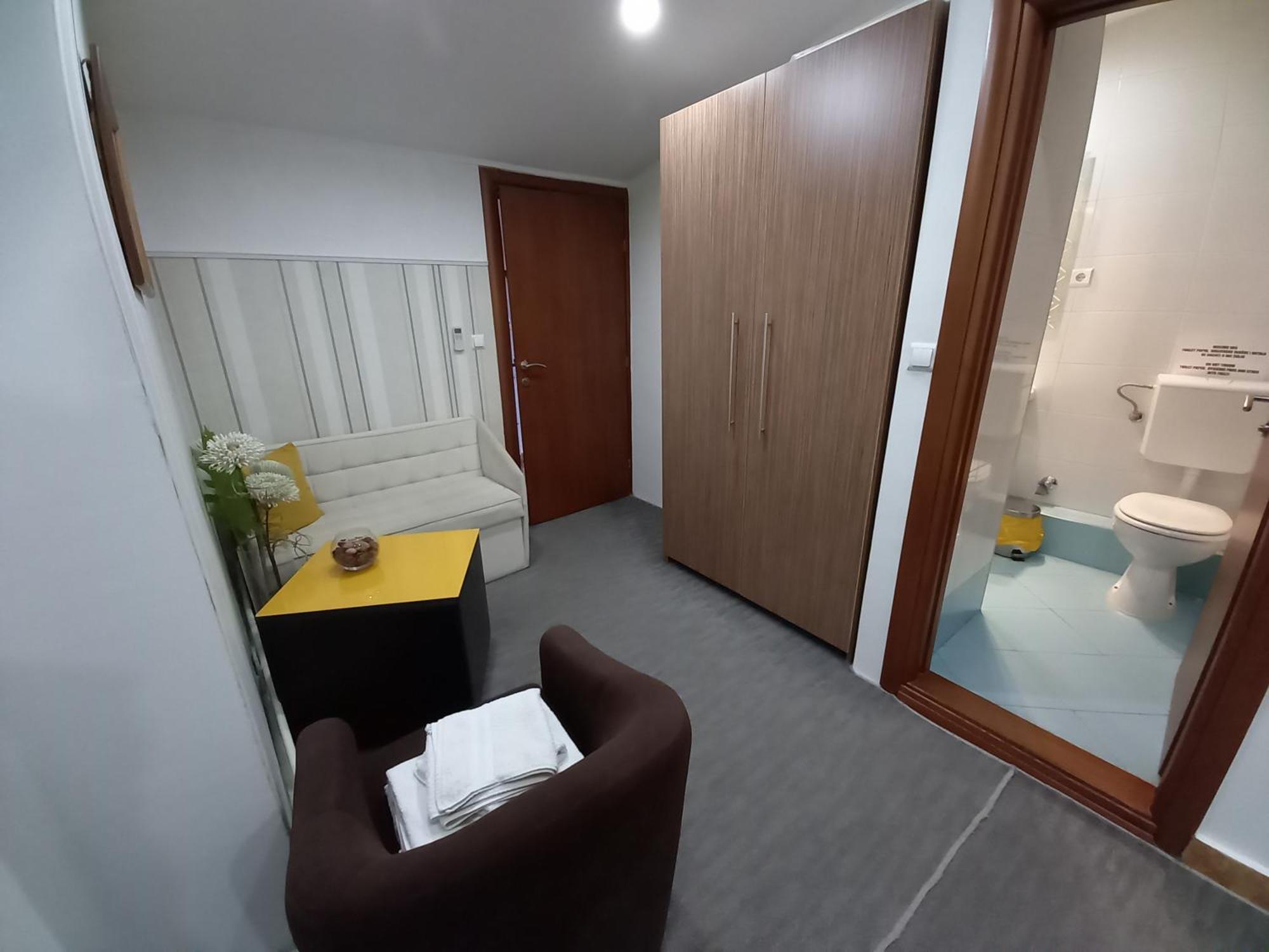 Prenociste Zan Hotel Szarajevó Szoba fotó