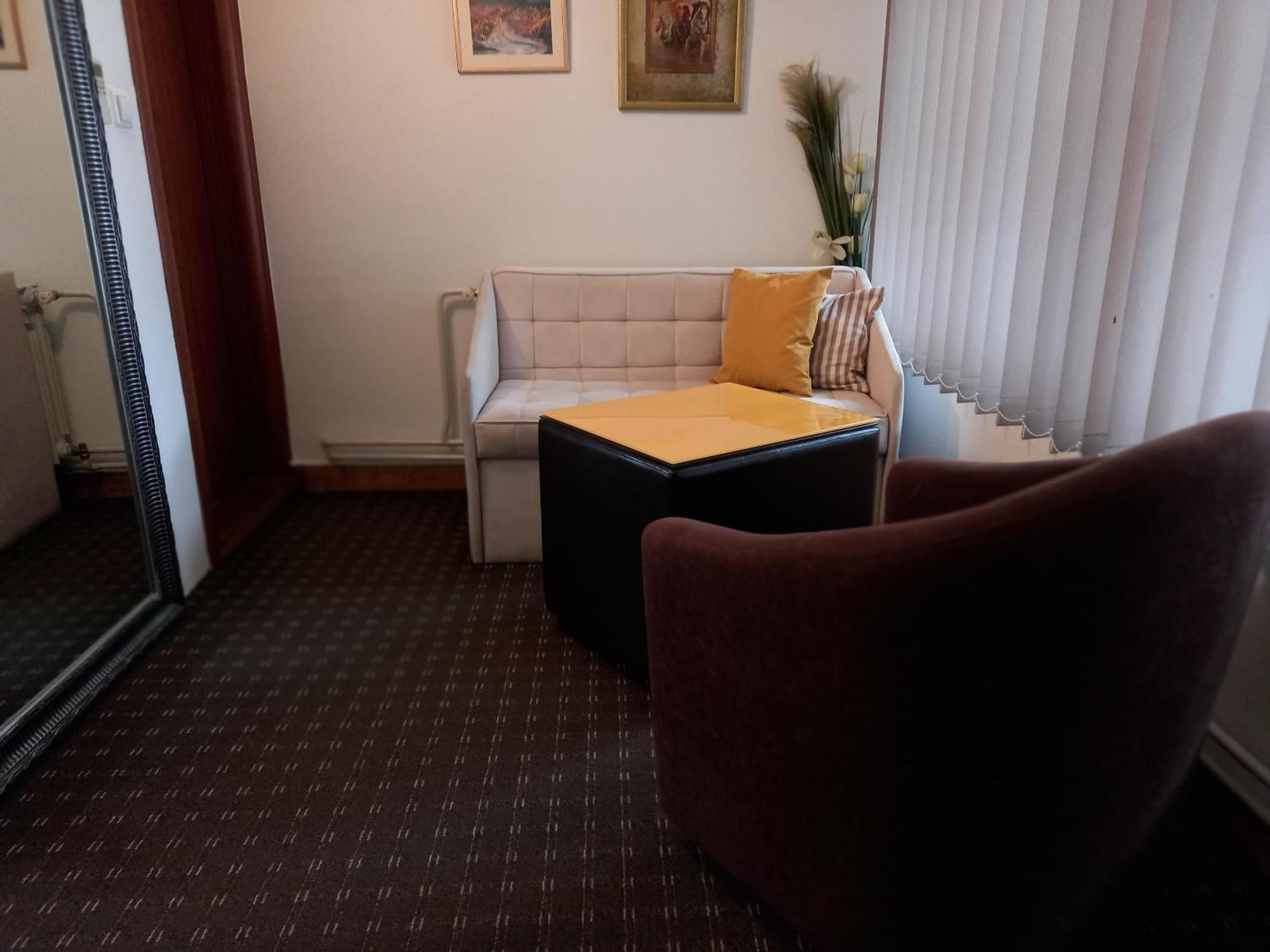 Prenociste Zan Hotel Szarajevó Szoba fotó