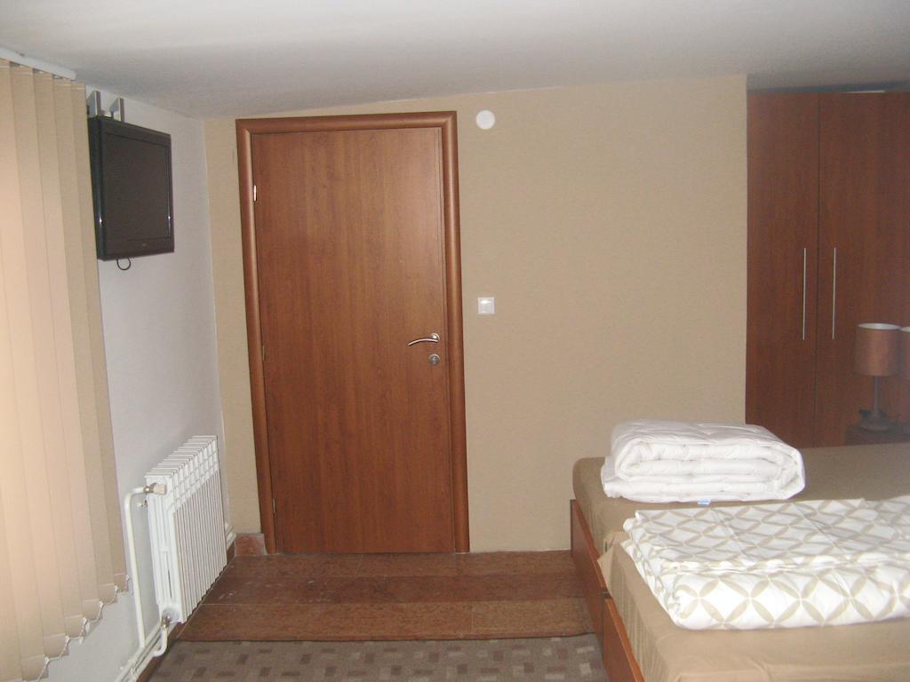 Prenociste Zan Hotel Szarajevó Kültér fotó